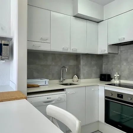 Apartment Manureva Viii Bx-a